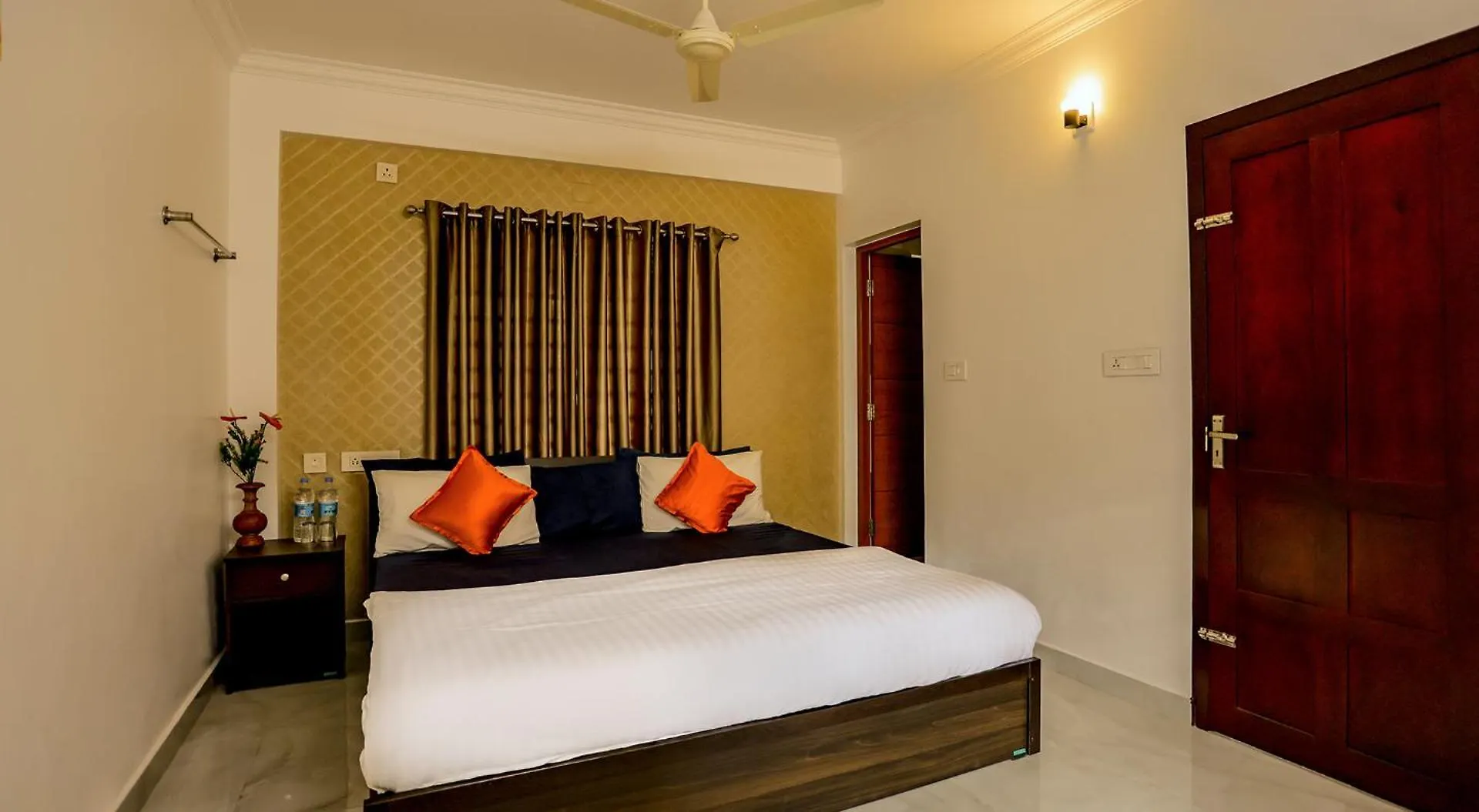 Bed and Breakfast Bhrs Residency Munnar Bed & Breakfast